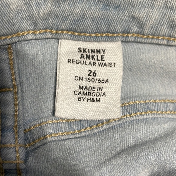 H&M skinny jeans - Picture 4 of 9